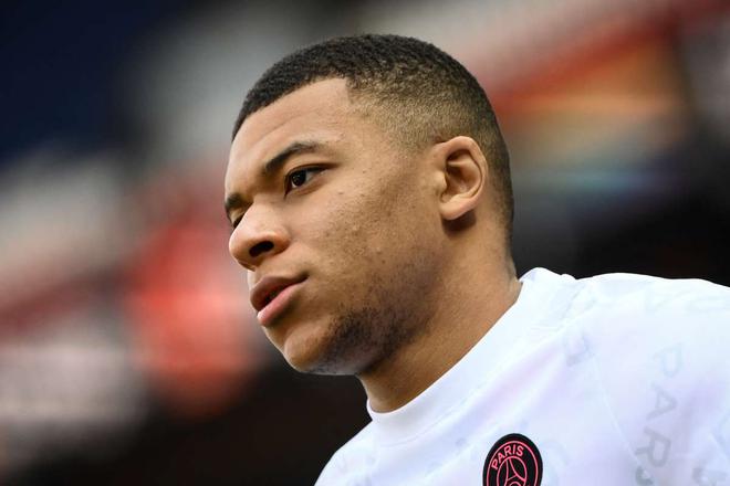Mbappé sur le départ du PSG, le revirement de Daniel Riolo