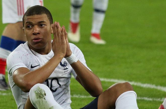 Euro 2021 : le mea culpa de Kylian Mbappé après son penalty raté contre la Suisse