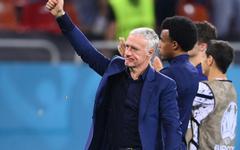 «Mbappé se sent coupable mais il n’a pas à l’être», affirme Didier Deschamps après l’élimination des Bleus à l’Euro