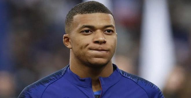 Kylian Mbappé : Traité de « sale nègre », le joueur reçoit le soutien de Claudy Siar