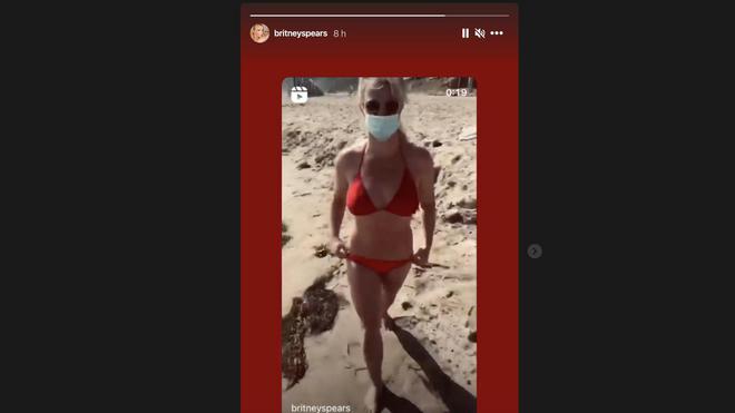 En vacances à Hawaï, Britney Spears appelle fans et paparazzis à la laisser tranquille