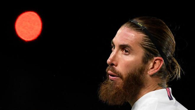 Mercato : Sergio Ramos veut rejoindre le PSG, son frère et agent est à Paris