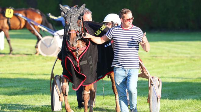 Hippisme : « Matthieu Abrivard a été très talentueux », s’extasie Julien Le Mer après la victoire d’Euro du Chêne