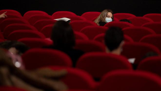 Restaurants, terrasses, trains, cinémas... Où le pass sanitaire sera-t-il obligatoire ?