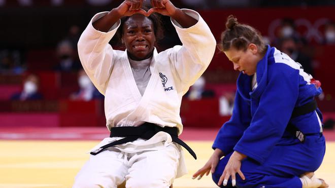 JO de Tokyo : «Enfin... Je l’ai, cette médaille d’or», l’émotion de Clarisse Agbégnénou en pleurs après son titre