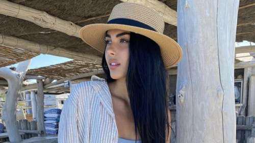 Miss France 2022 : qui est Eva Navarro, la sublime Miss Provence ?