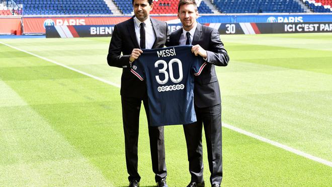 PSG : Lionel Messi et les autres recrues présentés samedi au Parc des Princes avant le match contre Strasbourg, premier entraînement jeudi