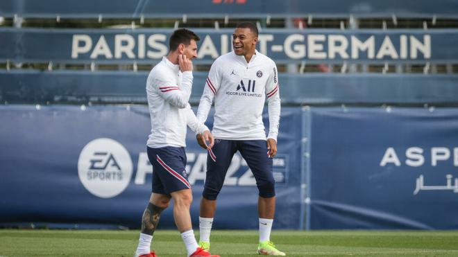 PSG : au cœur de toutes les tractations, Mbappé s’affiche heureux avec Messi sur Instagram