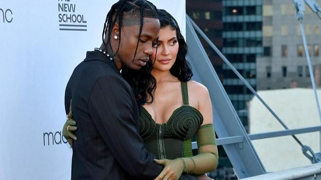 Kylie Jenner attend son deuxième enfant avec Travis Scott