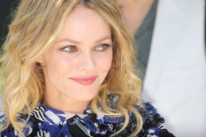 Vanessa Paradis : le plan de la chanteuse pour séduire Johnny Depp… Oh l’amour !