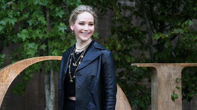 Jennifer Lawrence, la star de "Hunger Games", attend son premier enfant