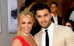 Britney Spears s'est fiancée à son petit ami Sam Asghari