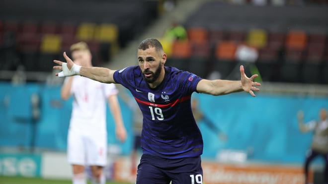 Karim Benzema se dit «obligé de penser» au Ballon d’Or