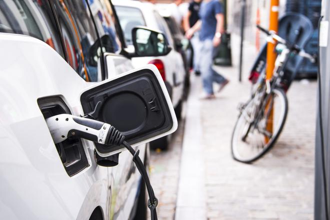Le futur de l'industrie automobile se tourne vers les véhicules électriques