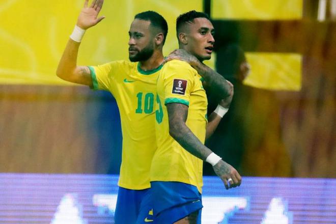 Neymar marque avec le Brésil, l'Argentine assure