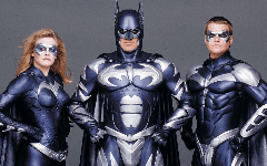 Batman et Robin : Alicia Silverstone et son “body shaming”