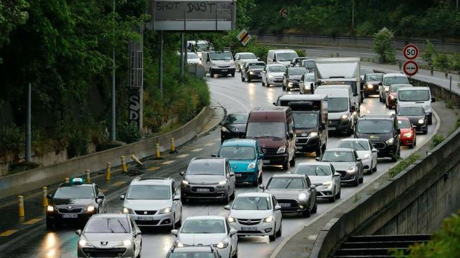 Île-de-France : le tunnel de Saint-Cloud sur l'A13 toujours fermé, de nombreux embouteillages à prévoir