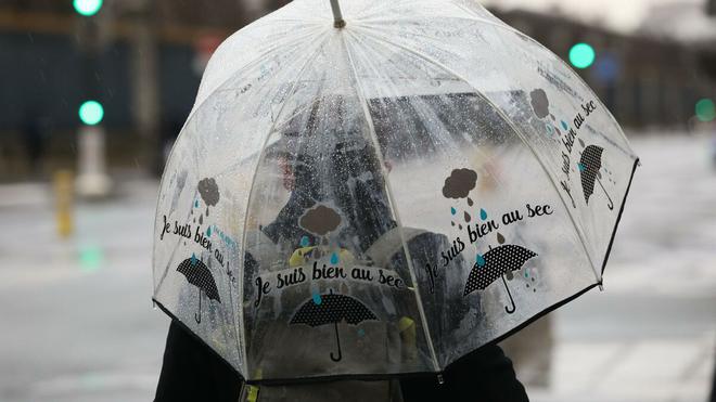 Pluie et inondation : deux départements placés en vigilance orange par Météo France