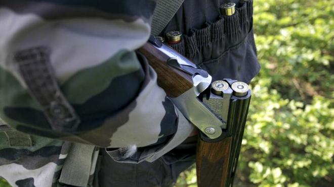 Ille-et-Vilaine : l’automobiliste touché par le tir d’un chasseur est mort