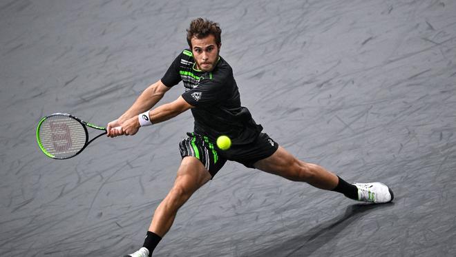 VIDEO. Tennis - tournoi de Paris-Bercy : fin de la belle aventure pour Hugo Gaston, battu en quarts de finale par Daniil Medvedev (7-6, 6-4)