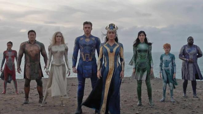 Eternals : les costumes d’Angelina Jolie et d’Harry Styles ont été entièrement conçus en CGI.