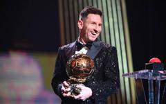 Foot - Ballon d'Or - Lionel Messi, premier Ballon d'Or qui évolue en France depuis Jean-Pierre Papin