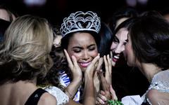 Miss Univers 2021 : Clémence Botino testée positive au Covid et placée à l'isolement