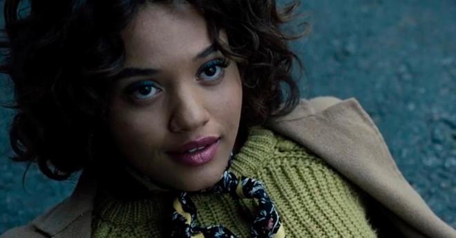 The Flash, le film : Kiersey Clemons (Iris West) décrit un tournage irréel