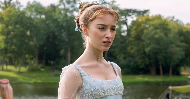 Phoebe Dynevor (La Chronique des Bridgerton) castée dans le rôle titre pour le film Fair Play