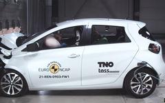 La Renault Zoé passe de 5 étoiles à 0 au crash-test NCAP : est-elle vraiment dangereuse ? - Numerama