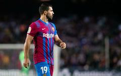 FC Barcelone : victime d’une arythmie cardiaque, Sergio Agüero va annoncer la fin de sa carrière