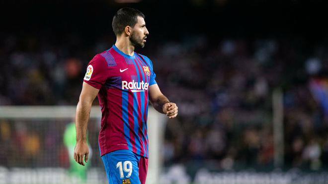 FC Barcelone : victime d’une arythmie cardiaque, Sergio Agüero va annoncer la fin de sa carrière