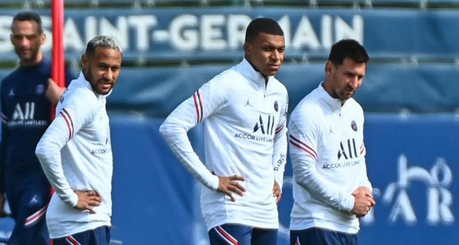 Kylian Mbappé s’exprime sur le fait de jouer aux côtés de Messi et Neymar au PSG