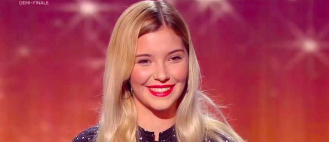 La finaliste de "La France a un incroyable talent 2020" Lisa Dann et l’ex-présentateur vedette de TF1 Alexandre Debanne au casting d’un film de Noël