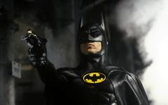 Batgirl : Michael Keaton de retour dans le rôle de Batman après le film The Flash ?