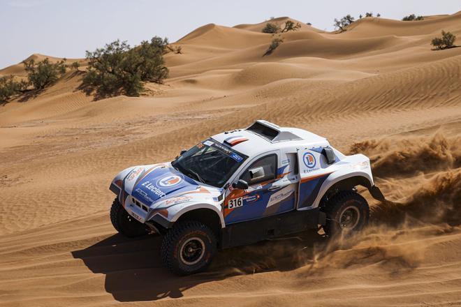 Dakar 2022: Le pilote français Philippe Boutron blessé dans une explosion