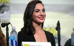 Gal Gadot nous en dit plus sur son prochain film Cléopâtre