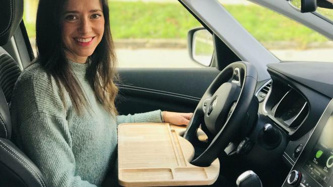 Travailler ou manger dans sa voiture, sans renverser : c’est le principe du  Platoto, un plateau amovible made in France