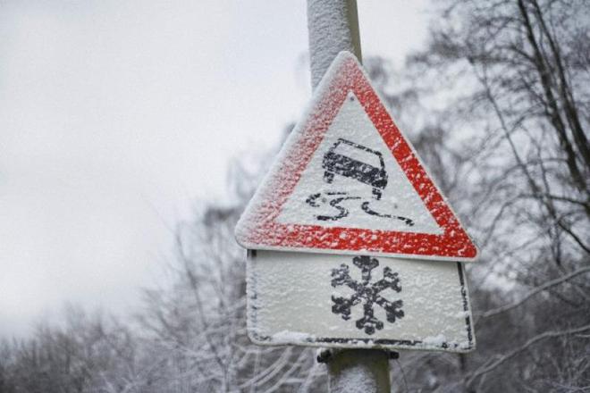 Neige-verglas : le département placé en vigilance jaune