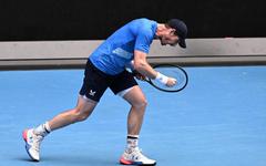 Open d'Australie (Hommes) - Andy Murray s'en sort en cinq sets contre Nikoloz Basilashvili au premier tour de l'Open d'Australie