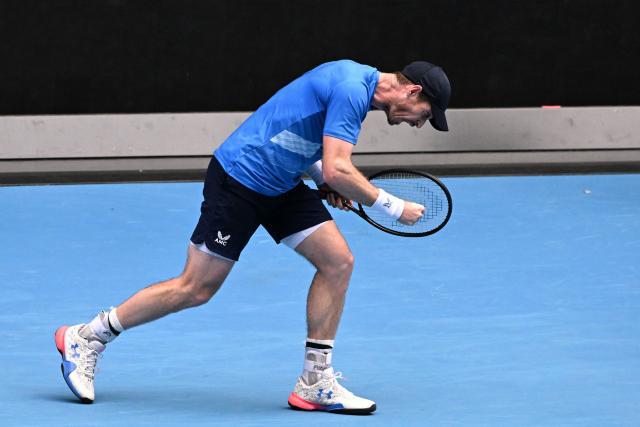 Open d'Australie (Hommes) - Andy Murray s'en sort en cinq sets contre Nikoloz Basilashvili au premier tour de l'Open d'Australie