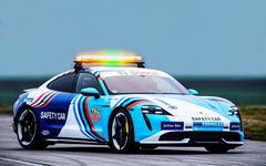 La Porsche Taycan devient safety car en Formule E