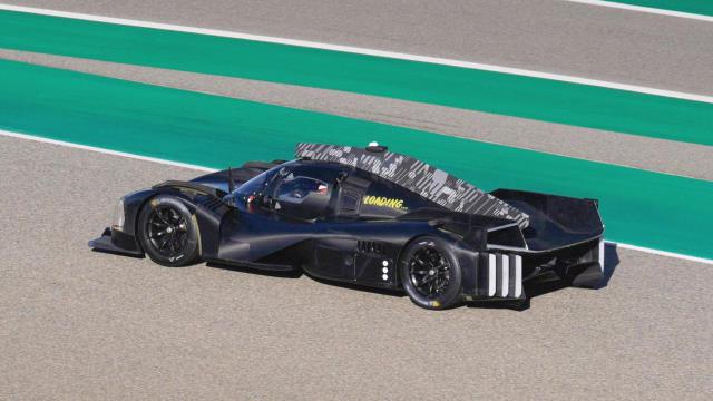 WEC 2022 : la Peugeot 9X8 en piste !