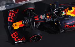 Red Bull Racing signe un contrat mondial avec PokerStars