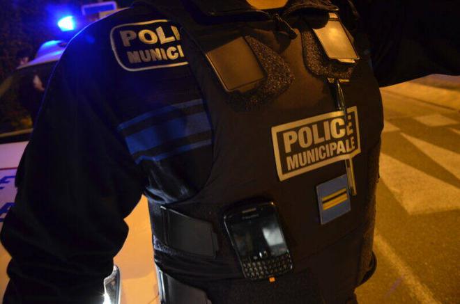 NÎMES Un jeune interpellé cette nuit après plusieurs vols dans des voitures en stationnement