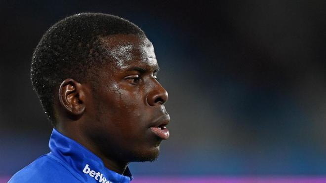 L'international français Kurt Zouma filmé en train de frapper violemment son chat