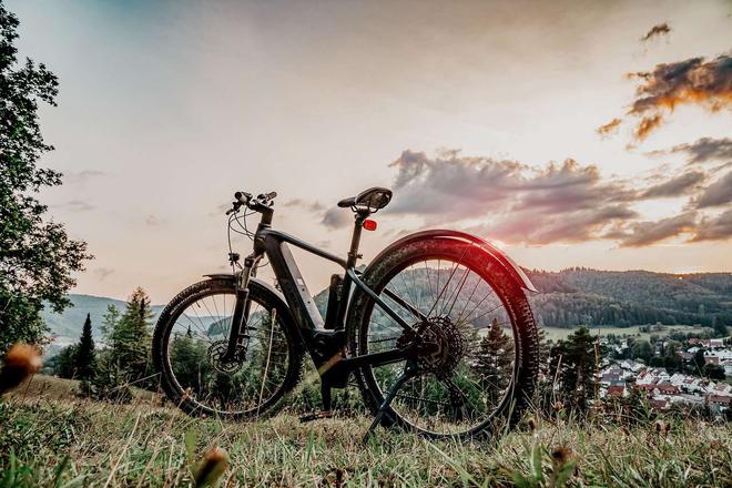 Les vélos électriques dépassent les ventes de voitures électriques aux États-Unis