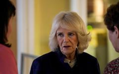 Royaume-Uni : après le prince Charles, Camilla testée positive au Covid-19