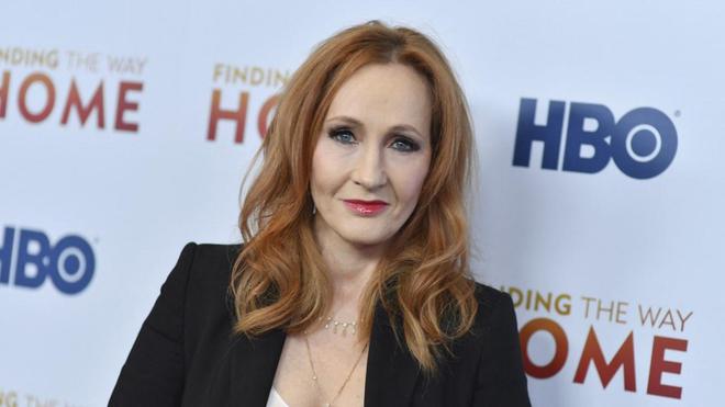 "Cancel culture" : Poutine compare la Russie à J.K. Rowling