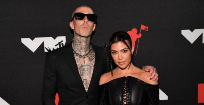 Kourtney Kardashian et Travis Barker se sont mariés !